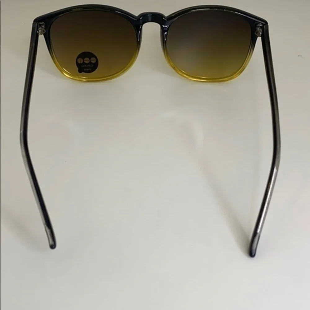Komono Urkel Black/ Yellow New Sunglasses